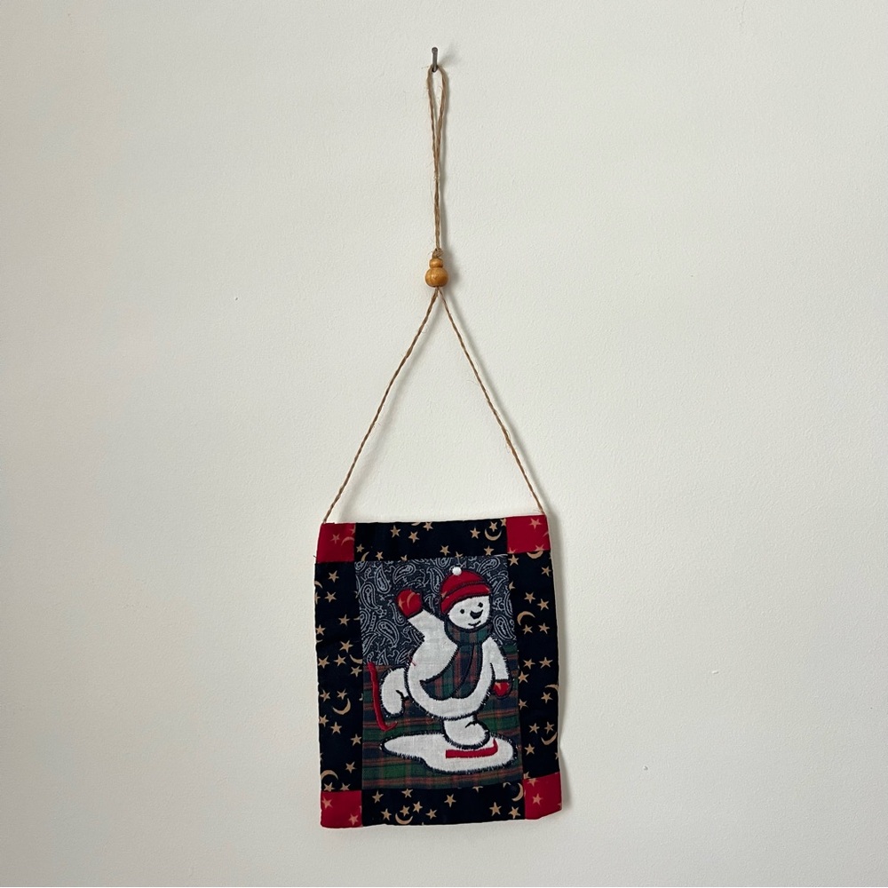 Ice Skating Snowman Quilted Wall Hanging Decoration